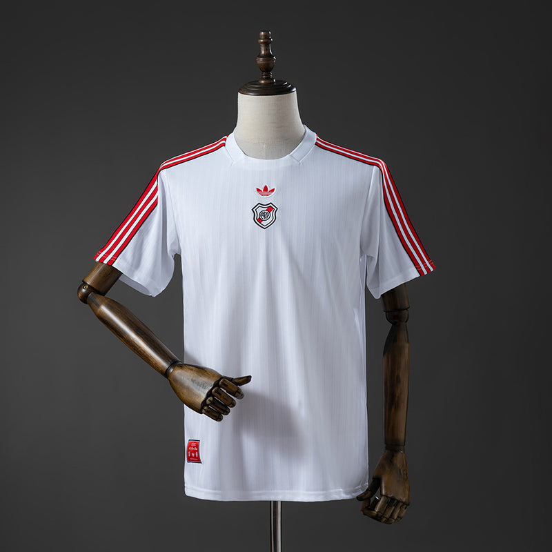 River Plate Terrassen-Ikonen T-Shirt Weiß 2026-2027 Fußballtrikot