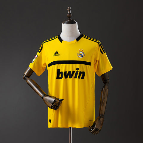 Real Madrid Jersey 2011/12 Goalkeeper  Retro Football Kit