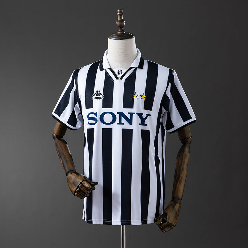 Juventus Jersey 1995-97 Home Retro Football Kit